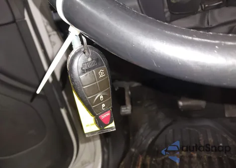 2011 Jeep Grand Cherokee Laredo z USA, uszkodzony, nr VIN 1J4RR4GG1BC531050